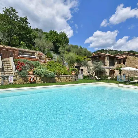 فيلة Moriello Sleeps 8 Pool Wifi كاستيجليون فيورنتينو