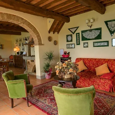فيلة Moriello Sleeps 8 Pool Wifi